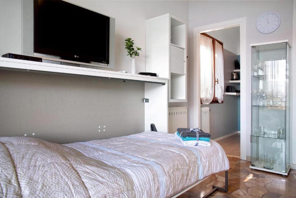 Ferienwohnung Studio Belvedere Brezzo Eksteriør bilde